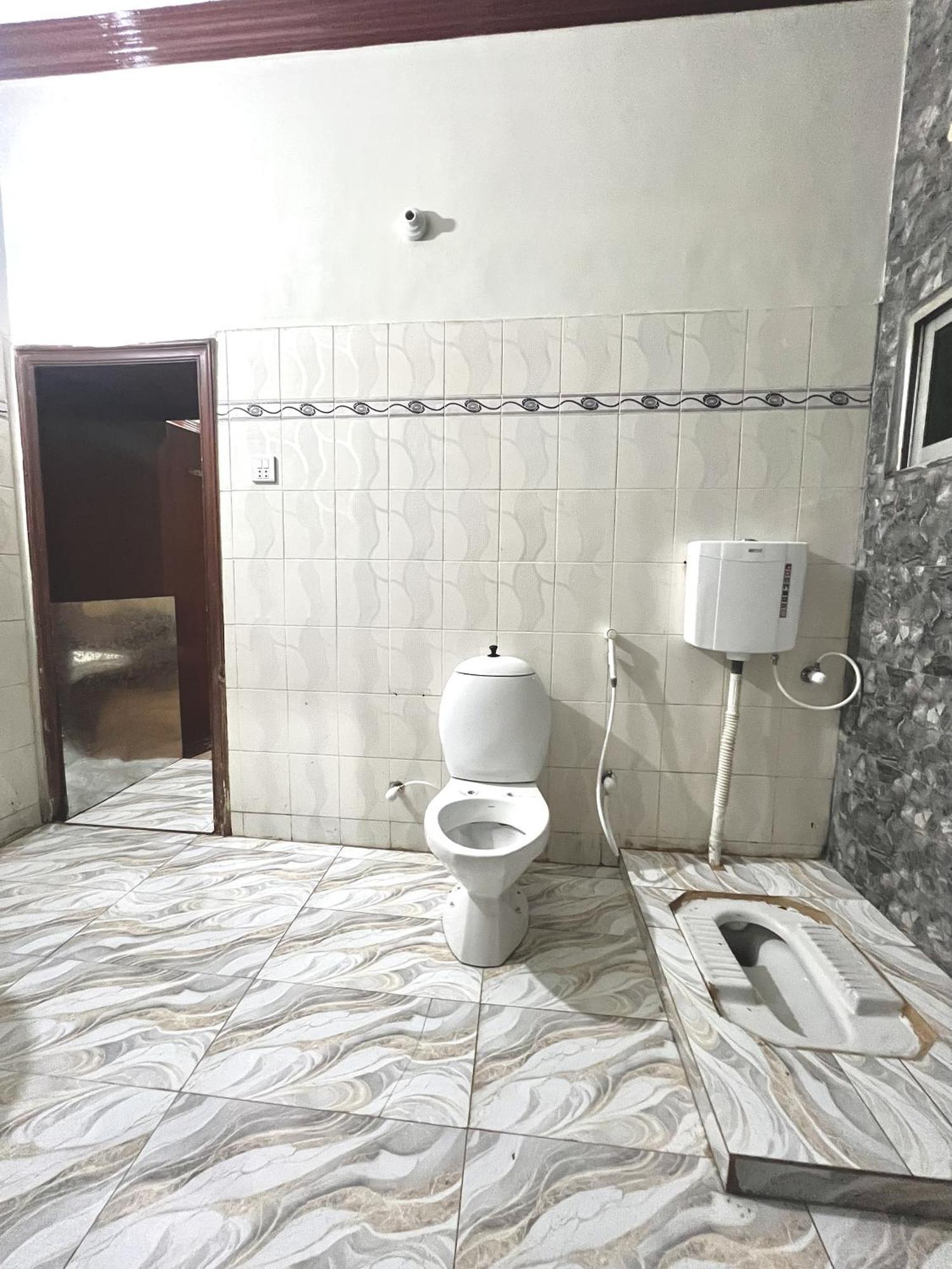 Babar House Hotell Faisalabad Eksteriør bilde