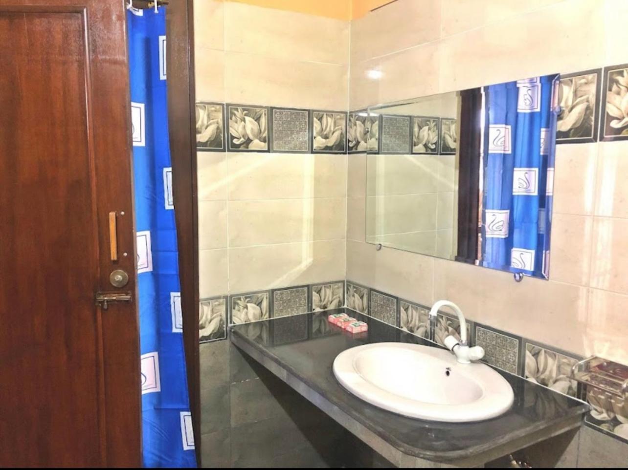 Babar House Hotell Faisalabad Eksteriør bilde