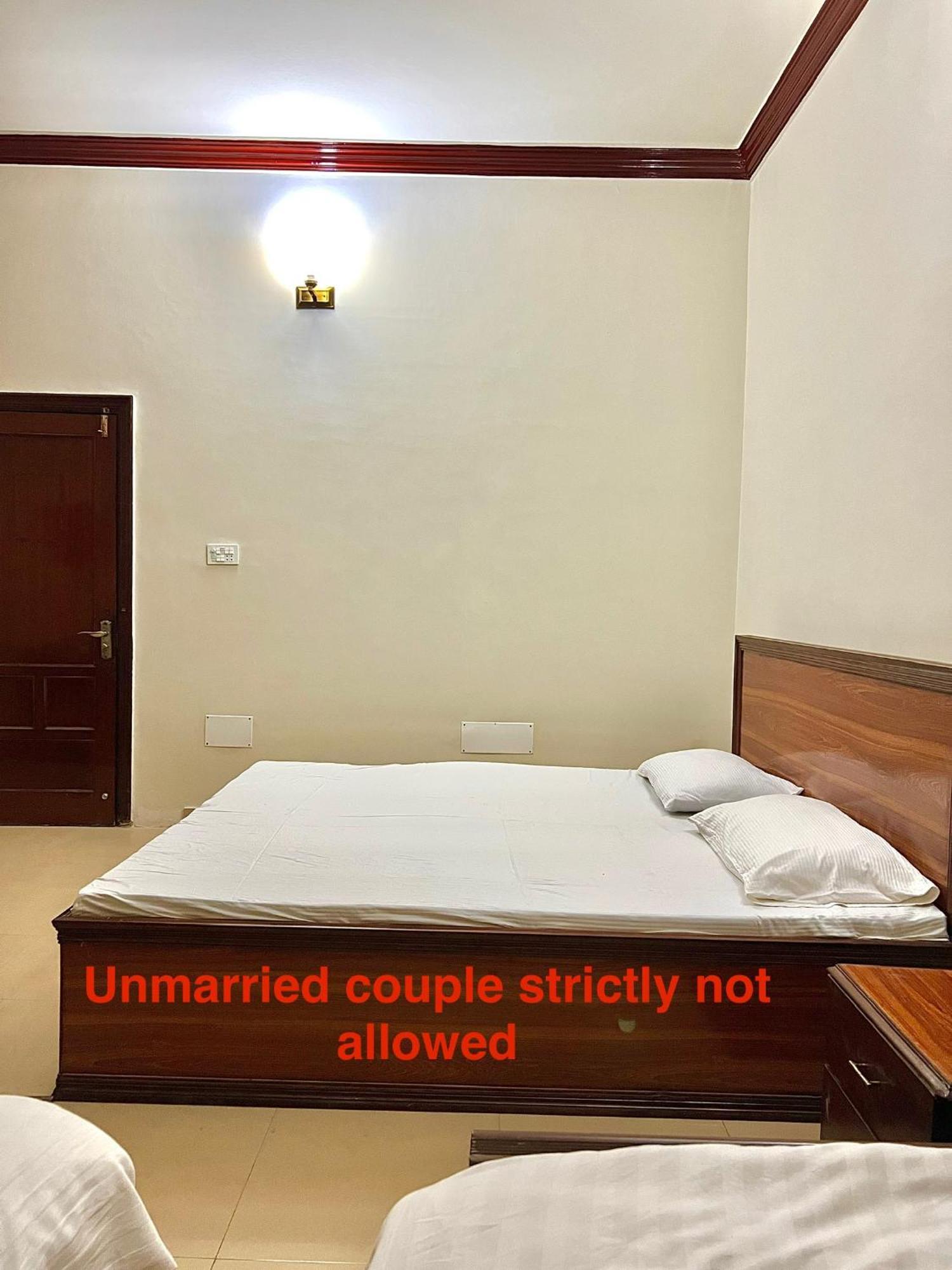 Babar House Hotell Faisalabad Eksteriør bilde