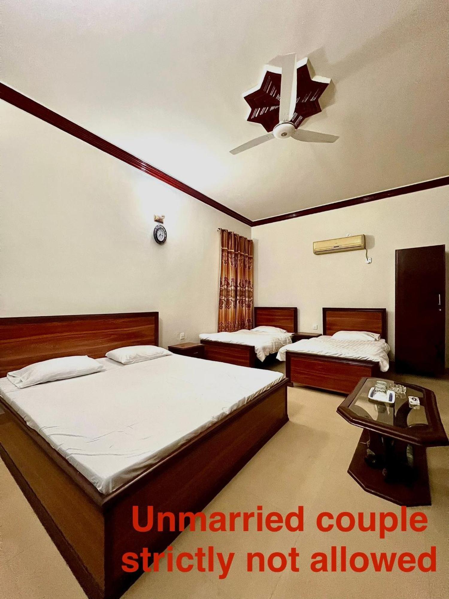 Babar House Hotell Faisalabad Eksteriør bilde