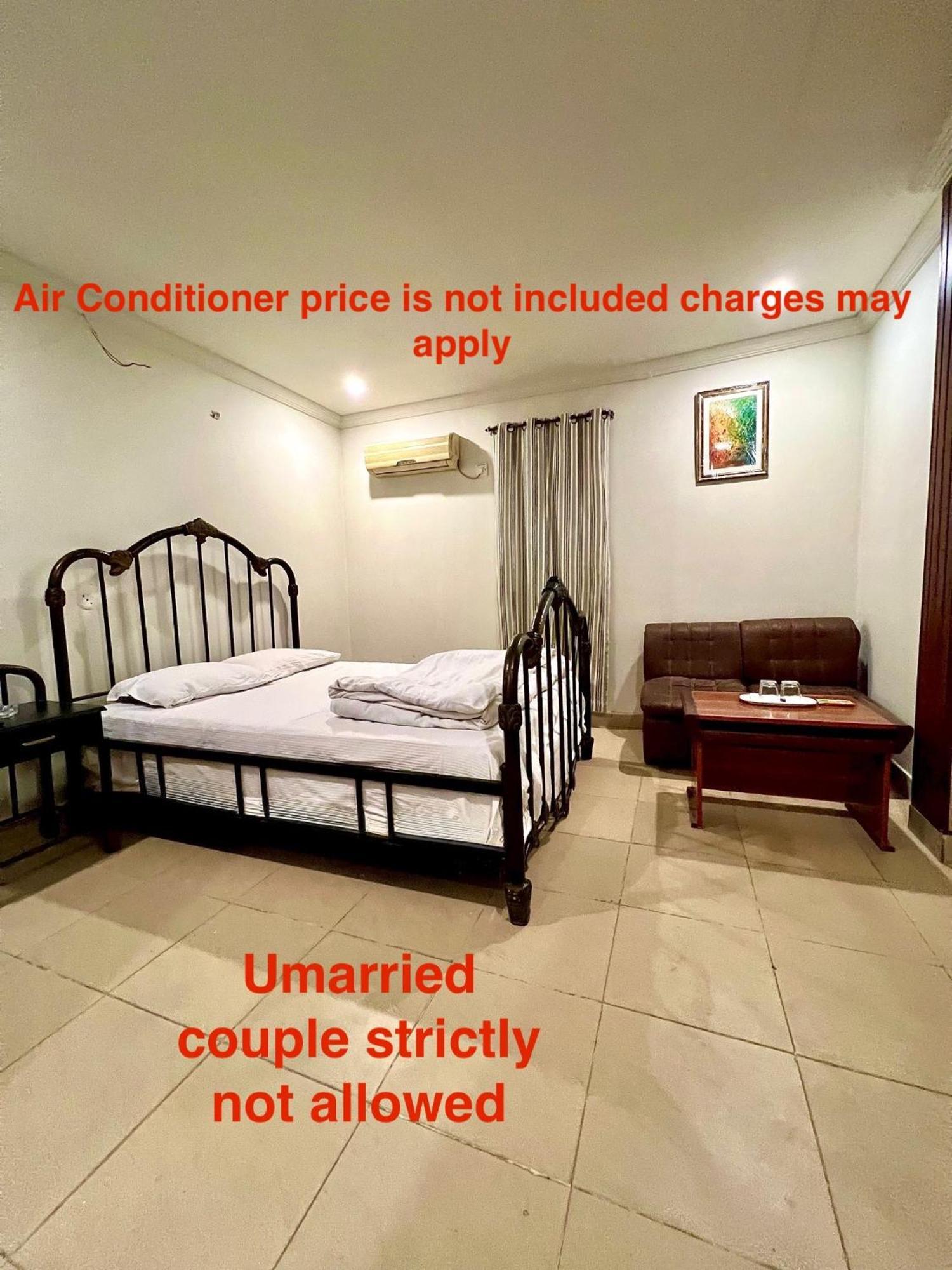 Babar House Hotell Faisalabad Eksteriør bilde